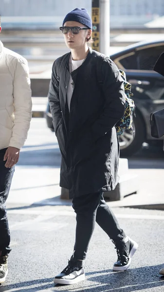 Acteur Chinois Jiang Jinfu Arrive Aéroport International Pékin Avant Son — Photo