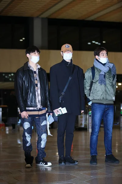 Лівого Юджин Jinyoung Південнокорейського Хлопчика Band Got7 Прибуває Аеропорту Гімпо — стокове фото
