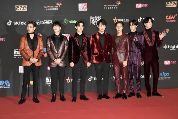 Members South Korean Boy Group Got7 Pose Arrive Red Carpet — Stock Photo, Image