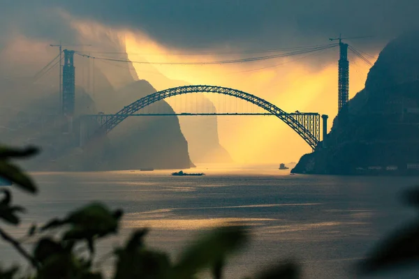 Τοπίο Από Εργοτάξιο Της Γέφυρας Πάνω Από Τον Ποταμό Yangtze — Φωτογραφία Αρχείου