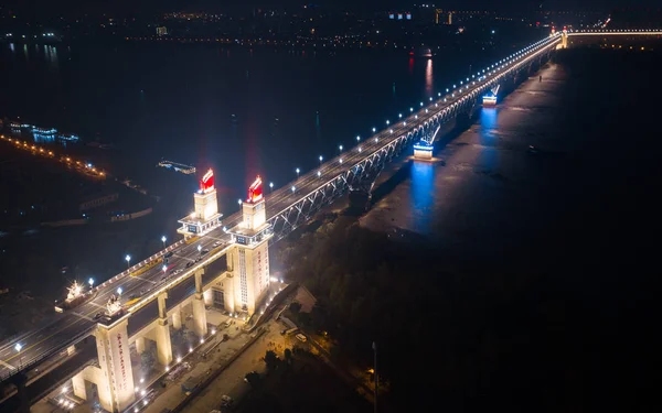Vista Aérea Del Iluminado Puente Del Río Nanjing Yangtze Ciudad — Foto de Stock