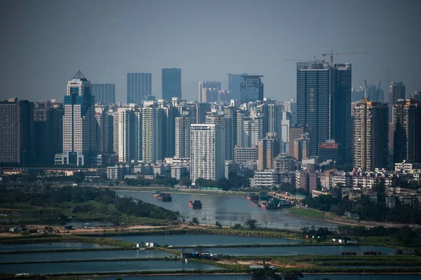 Cityscape Edifícios Arranha Céus Arranha Céus Distrito Futian Cidade Shenzhen — Fotografia de Stock