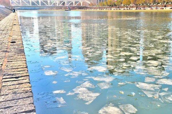 Des Glaces Flottantes Sont Représentées Sur Rivière Tianjin Haihe Tianjin — Photo