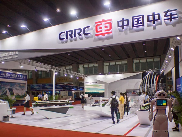 Gente Visita Stand Crrc China Railway Rolling Stock Corp Durante — Foto de Stock