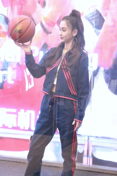 Actriz Hong Kong Angelababy Asiste Evento Promocional Para Adidas Shanghai — Foto de Stock