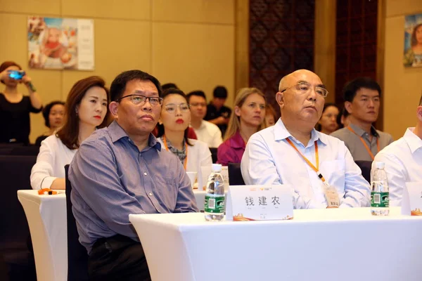 Qian Jiannong Esquerda Presidente Presidente Grupo Turismo Cultura Fosun Participa — Fotografia de Stock