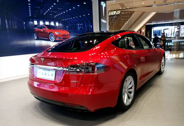 Elektrické Auto Tesla Model Displeji Obchodě Šanghaji Čína Prosince 2018 — Stock fotografie