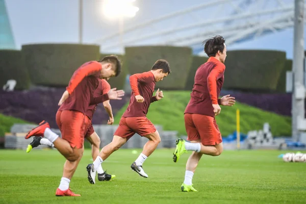 Çin Ulusal Erkek Futbol Takımının Oyuncu Alır Parçası Bir Eğitim — Stok fotoğraf