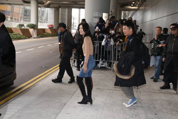 Νοτιοκορεατική Ηθοποιός Και Τραγουδιστής Lee Ήλιος Bin Φθάνει Στο Αεροδρόμιο — Φωτογραφία Αρχείου