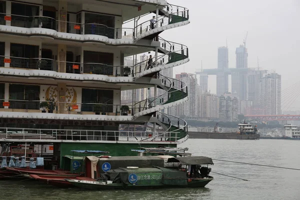 Massive Floating Restaurant Docked Port Yangtze River Chongqing China November — Stock Photo, Image
