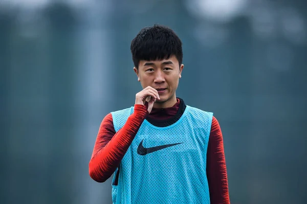 Liou Jang Spoluhráči Čínské Národní Fotbalové Reprezentace Účastní Tréninku Pro — Stock fotografie