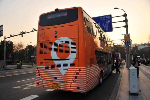 Autobús Turístico Dos Pisos Inteligencia Artificial Desarrollado Por Gigante Tecnológico —  Fotos de Stock