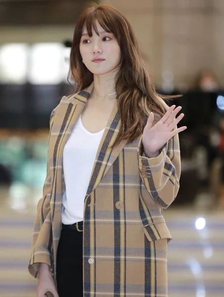 Modelo Atriz Sul Coreana Lee Sung Kyung Chega Aeroporto Internacional — Fotografia de Stock