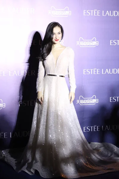 Chinese American Actress Celina Jade Attends Promotional Event Estee Lauder — Stock Photo, Image