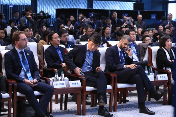 Robin Yanhong Vorsitzender Und Ceo Von Baidu Inc Nimmt Einem — Stockfoto