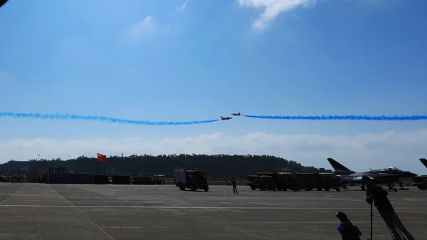 10A Истребители Августа Bayi Aerobatics Команды Ввс Китая Pla Народно — стоковое фото