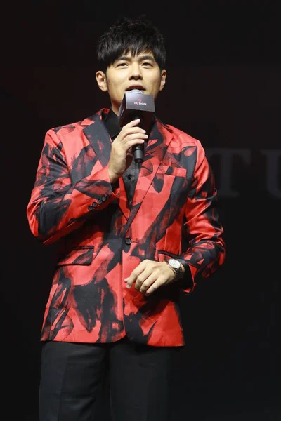 台湾歌手兼演员周杰伦出席2018年9月20日在中国上海举行的都铎手表促销活动 — 图库照片