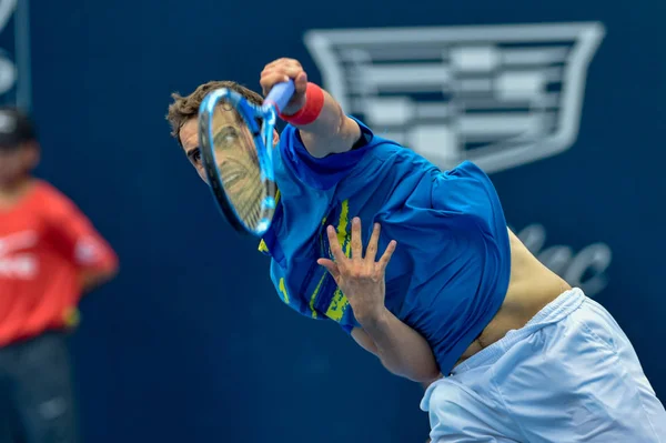 Albert Ramos Vinolas Španělska Slouží Proti Pierre Hugues Herbert Francie — Stock fotografie