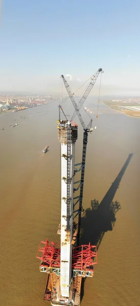 Widok Lotu Ptaka Budowy Głównego Molo Świecie Najdłuższy Wiszący Most — Zdjęcie stockowe