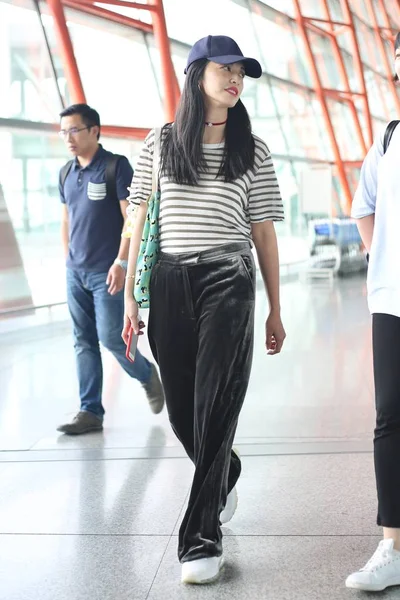 Chinese Actress Yao Chen Arrives Beijing Capital International Airport Departure — Stock Photo, Image