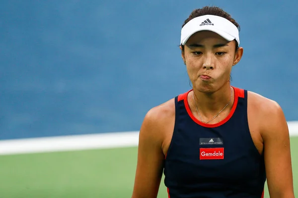 Wang Qiang Della Cina Reagisce Mentre Compete Contro Monica Puig — Foto Stock