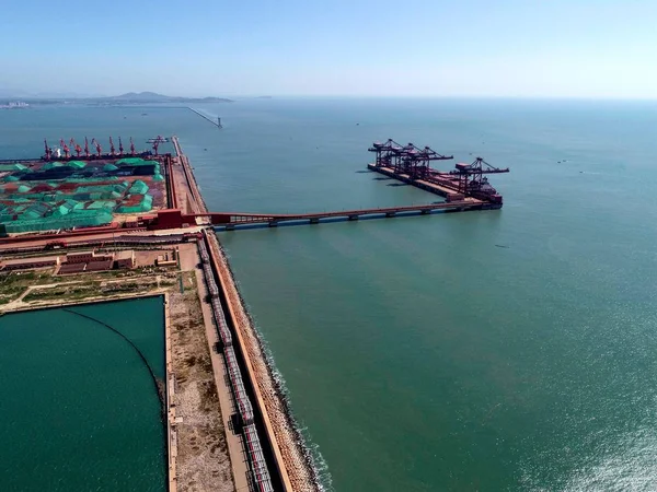 Vista Terminal Mineral 300 000 Toneladas Dongjiakou Puerto Qingdao Ciudad — Foto de Stock