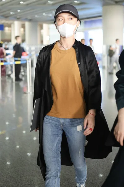 Chinese Actrice Zhou Xun Arriveert Bij Beijing Capital International Airport — Stockfoto