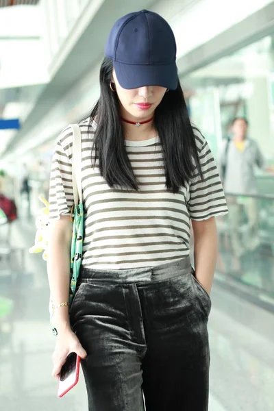 Chinese Actress Yao Chen Arrives Beijing Capital International Airport Departure — Stock Photo, Image