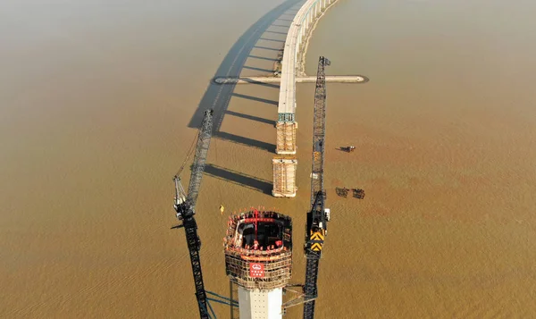 Letecký Pohled Staveniště Hlavní Molo Světě Nejdelší Zavěšený Most Hutong — Stock fotografie