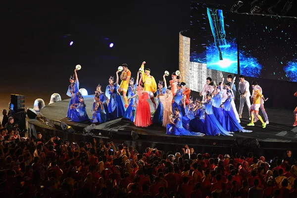 Artistas Chinos Actúan Espectáculo Minutos Hangzhou Durante Ceremonia Clausura Los — Foto de Stock