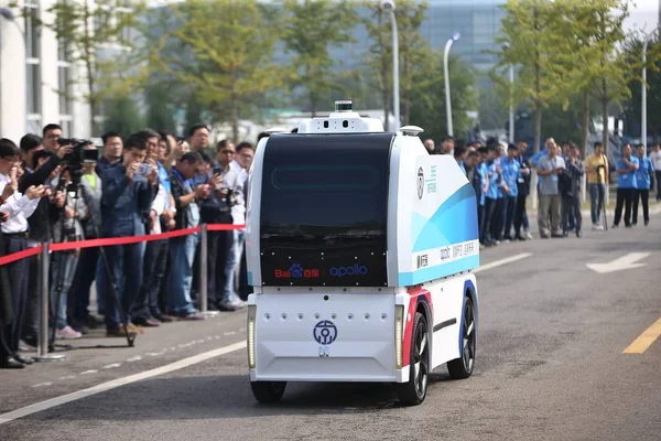 Vehículo Saneamiento Conducción Autónomo Desarrollado Por Plataforma Conducción Tripulada Baidu —  Fotos de Stock
