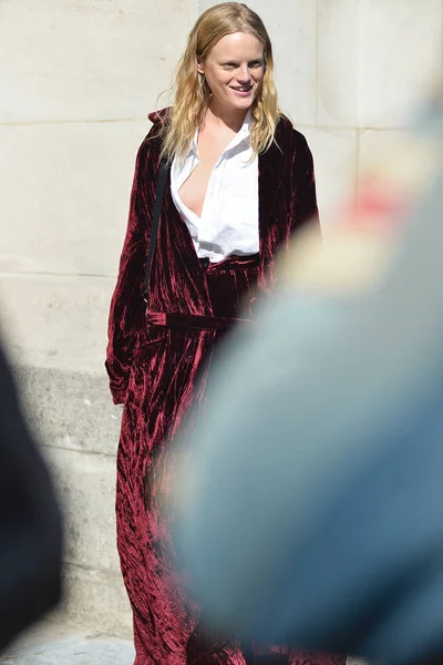 Modelo Belga Hanne Gaby Odiele Representa Durante Semana Moda París — Foto de Stock