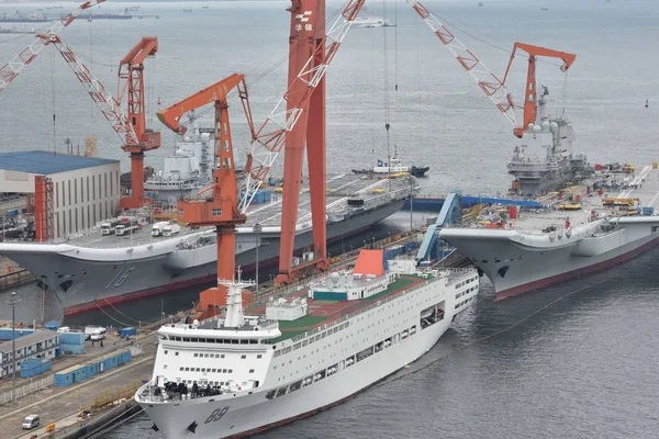 China First Domestically Built Aircraft Carrier Right Type 001A China — Stock Photo, Image