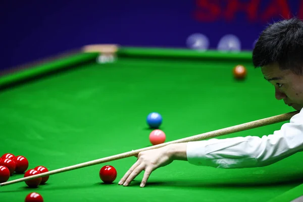 Ding Junhui Kína Játszik Egy Lövés Mark Selby Angliában Negyeddöntő — Stock Fotó