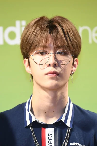 Cantante Cinese Fan Chengcheng Fratello Minore Dell Attrice Fan Bingbing — Foto Stock