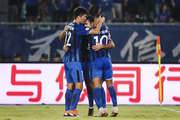 Brazilian Football Player Alex Teixeira Jiangsu Suning Celebrates His Teammates — Stock Photo, Image