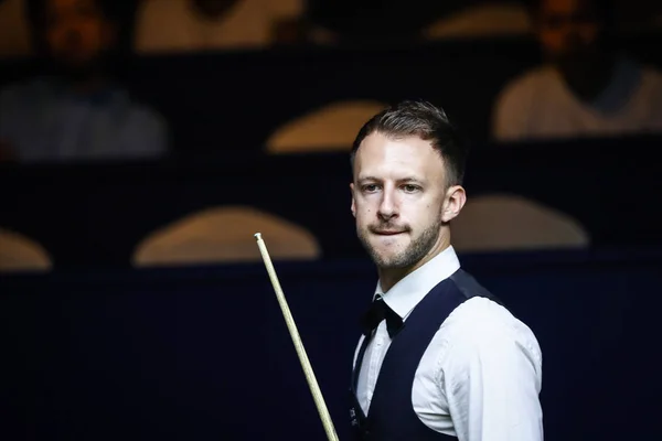 Judd Trump Inglaterra Considera Tiro Kyren Wilson Inglaterra Partido Segunda — Foto de Stock