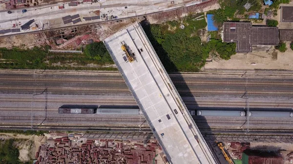 Puente Viga 000 Toneladas Está Girando 120 Grados Sobre Ferrocarril —  Fotos de Stock