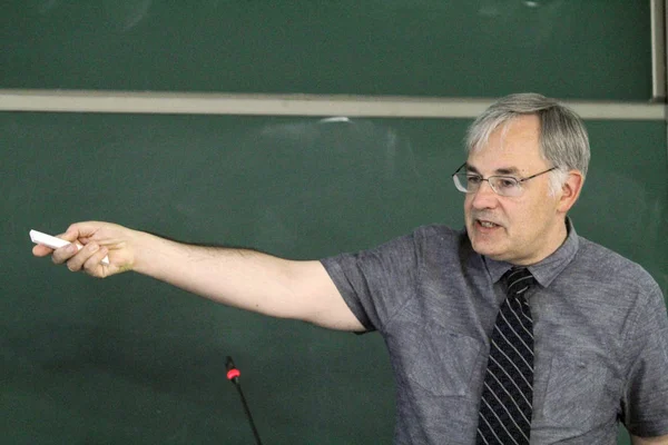 Sinólogo Estadounidense Prof Lothar Von Falkenhausen Discurso Para Estudiantes Universitarios — Foto de Stock
