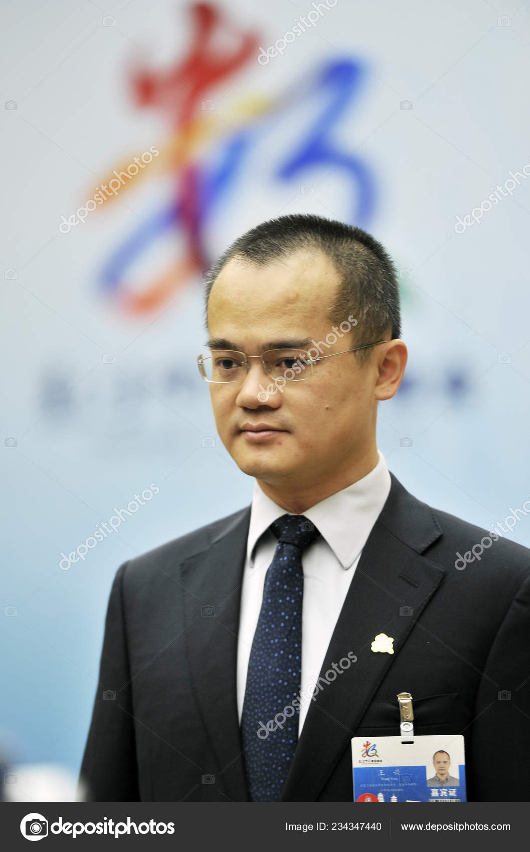 美团电平Ceo 王兴出席3日在中国东南福建省福州市举行的数字会议—— 库存社论照片© IC Photo #234347440