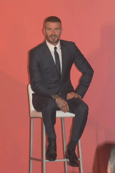 Gwiazda Angielski Piłkarz David Beckham Uczęszcza Impreza Promocyjna Dla Grupy — Zdjęcie stockowe