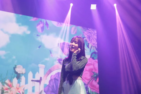 Miembro Del Grupo Chicas Surcoreanas Gfriend Actúa Durante Concierto Gira — Foto de Stock