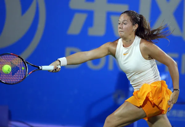 Daria Kasatkina Russia Returns Shot Wang Xiyu China Second Match — Stock Photo, Image