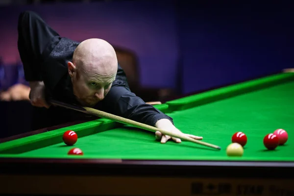 Anthony Mcgill Szkocji Odgrywa Strzał Yan Bingtao Chin Ich Pierwszym — Zdjęcie stockowe