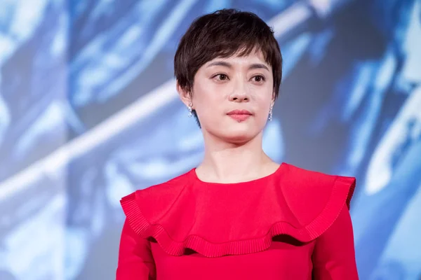 2018年9月28日 中国女演员孙丽在中国上海出席由中国导演张艺谋执导的新片 首映式 — 图库照片