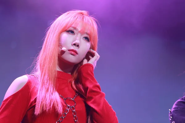 Members South Korean Girl Group Dreamcatcher Perform Showcase Release Third — Stock Fotó