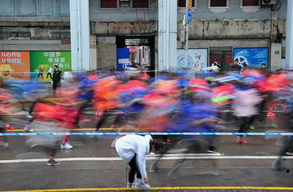 Uczestnicy Biorą Udział 2018 Shanghai International Marathon Szanghaju Chiny Listopad — Zdjęcie stockowe