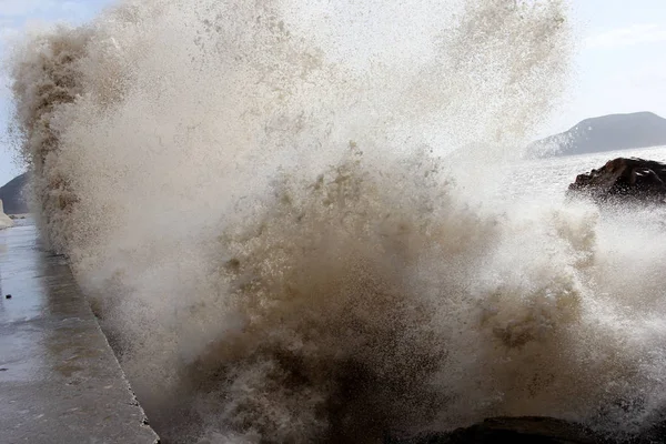 Enorma Vågor Från Tid Vattens Borrning Orsakad Typhoon Trami Den — Stockfoto