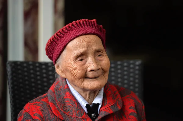Anciana China Apellidada Zheng Nacida 1900 Celebra 118 Cumpleaños Ciudad — Foto de Stock