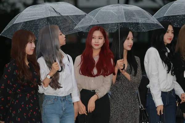 Miembros Del Grupo Femenino Surcoreano Chino Cosmic Girls También Conocido —  Fotos de Stock